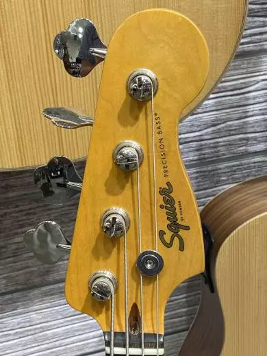 Squier - 037-4510-500 2
